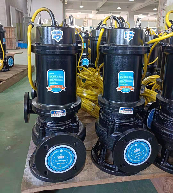 Centrifugal submersible pump